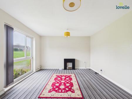 1 bedroom Flat for sale in Hawthorn Chase, Lincoln, LN2