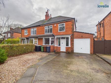 3 bedroom Semi-detached house for sale in Ruskin Avenue, Lincoln, LN2