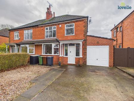 3 bedroom Semi-detached house for sale in Ruskin Avenue, Lincoln, LN2