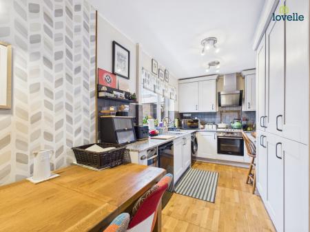 3 bedroom Semi-detached house for sale in The Avenue, Ingham, LN1