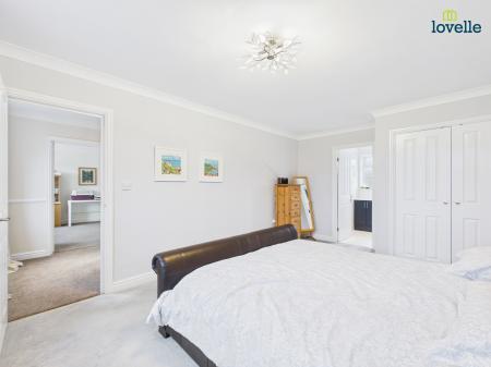 5 bedroom Detached house for sale in Macphail Crescent, Saxilby, LN1