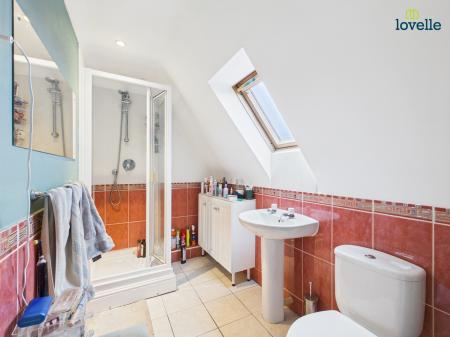 5 bedroom Detached house for sale in Macphail Crescent, Saxilby, LN1