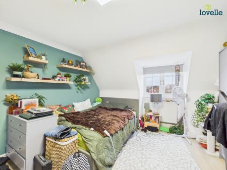 5 bedroom Detached house for sale in Macphail Crescent, Saxilby, LN1