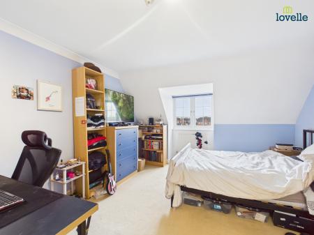 5 bedroom Detached house for sale in Macphail Crescent, Saxilby, LN1