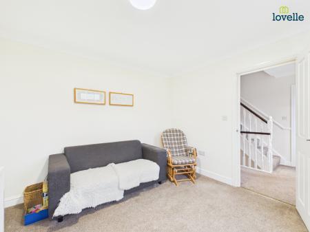 5 bedroom Detached house for sale in Macphail Crescent, Saxilby, LN1