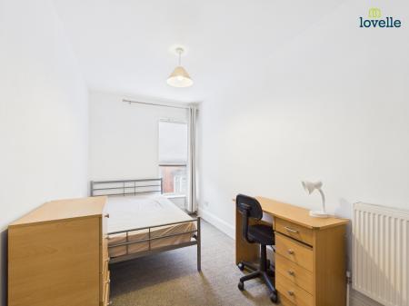 4 bedroom Terraced House for sale in Kirkby Street, Lincoln, LN5