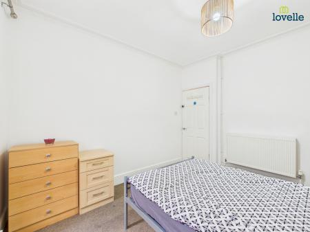 4 bedroom Terraced House for sale in Kirkby Street, Lincoln, LN5