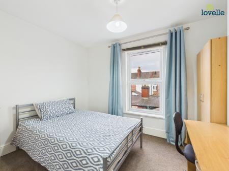 4 bedroom Terraced House for sale in Kirkby Street, Lincoln, LN5