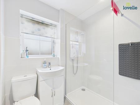 2 bedroom Bungalow for sale in Meadow Walk, Saxilby, LN1