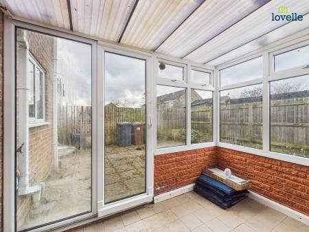 3 bedroom Semi-detached house for sale in Montaigne Crescent, Lincoln, LN2
