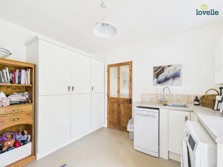 2 bedroom Detached bungalow for sale in Buslingthorpe Road, Faldingworth, LN8