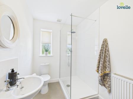 2 bedroom Detached bungalow for sale in Buslingthorpe Road, Faldingworth, LN8