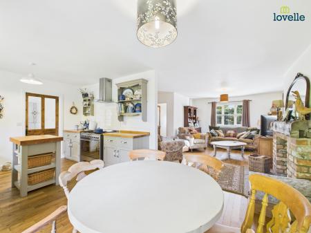 2 bedroom Detached bungalow for sale in Buslingthorpe Road, Faldingworth, LN8