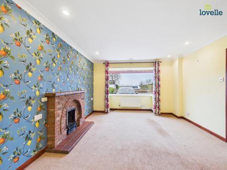 3 bedroom Bungalow for sale in Westfield Approach, North Greetwell, LN2