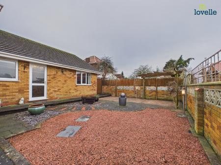 3 bedroom Bungalow for sale in Westfield Approach, North Greetwell, LN2