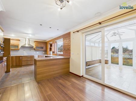 3 bedroom Bungalow for sale in Westfield Approach, North Greetwell, LN2