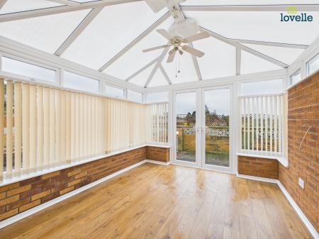 3 bedroom Bungalow for sale in Westfield Approach, North Greetwell, LN2