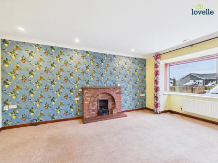 3 bedroom Bungalow for sale in Westfield Approach, North Greetwell, LN2