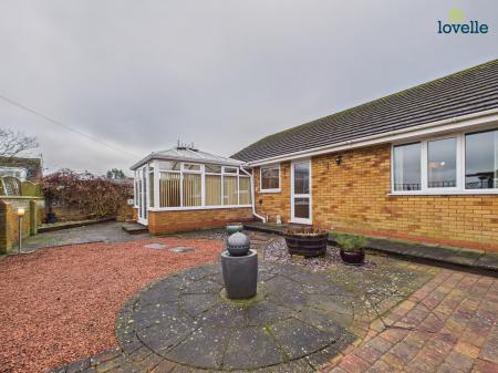 3 bedroom Bungalow for sale in Westfield Approach, North Greetwell, LN2