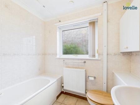 3 bedroom Bungalow for sale in Westfield Approach, North Greetwell, LN2