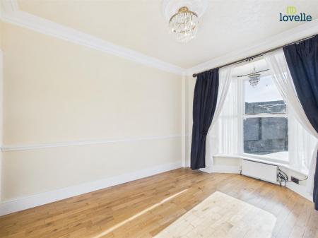 2 bedroom End of terrace house to let in Danes Terrace, Lincoln
