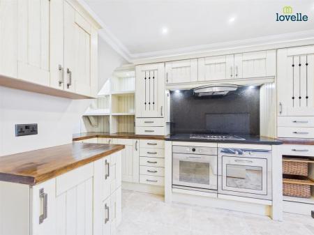 2 bedroom End of terrace house to let in Danes Terrace, Lincoln