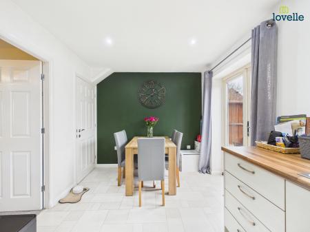 3 bedroom Terraced House for sale in Lincoln Road, Wragby, LN8