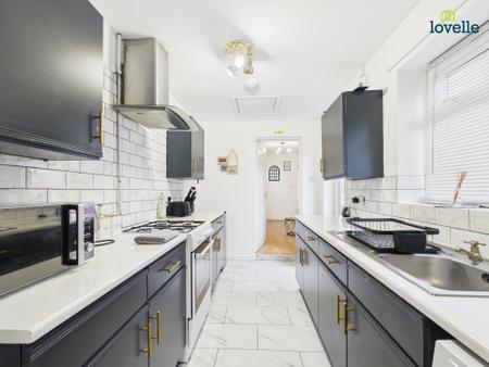 3 bedroom End of terrace house for sale in St Rumbold Street, Lincoln, LN2