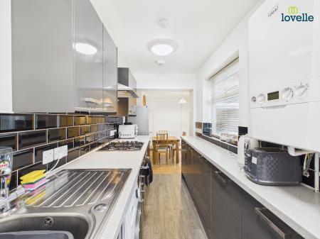 2 bedroom Terraced House for sale in Belle Vue Road, Lincoln, LN1