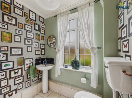 3 bedroom Detached house for sale in High Street, North Kelsey, LN7