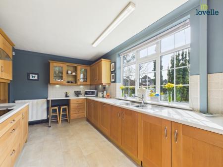 3 bedroom Detached house for sale in High Street, North Kelsey, LN7