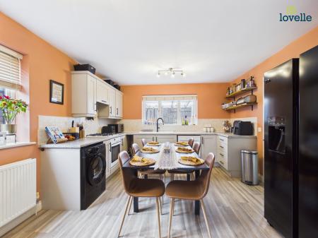 4 bedroom Detached house for sale in Whitefriars Road, Lincoln, LN2