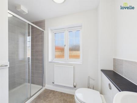 3 bedroom Detached house to let in Creasy Drive, Dunholme