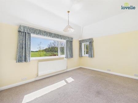 3 bedroom Semi-detached house to let in Riseholme Lane, Riseholme