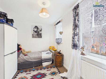 2 bedroom Semi-detached house for sale in Fairfax Street, Lincoln, LN5