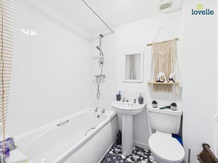 2 bedroom Semi-detached house for sale in Fairfax Street, Lincoln, LN5