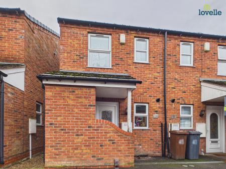 2 bedroom Semi-detached house for sale in Fairfax Street, Lincoln, LN5
