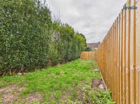 2 bedroom Terraced House to let in Russell Street, Lincoln