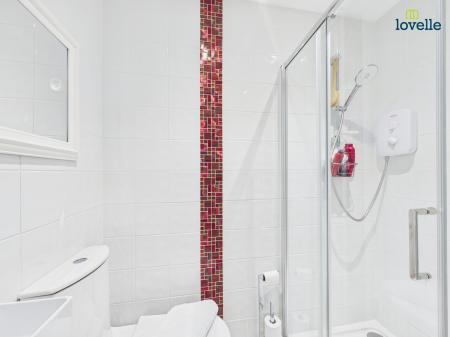 3 bedroom End of terrace house for sale in Western Avenue, Saxilby, LN1