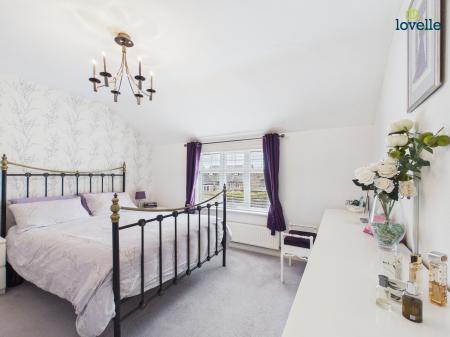 3 bedroom End of terrace house for sale in Western Avenue, Saxilby, LN1