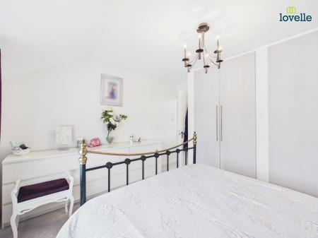 3 bedroom End of terrace house for sale in Western Avenue, Saxilby, LN1