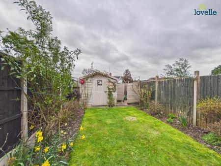 3 bedroom End of terrace house for sale in Western Avenue, Saxilby, LN1