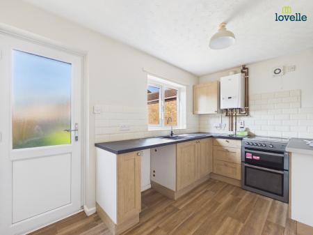 2 bedroom Semi-detached house for sale in Eastcroft, Saxilby, LN1