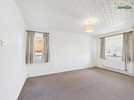 2 bedroom Semi-detached house for sale in Eastcroft, Saxilby, LN1