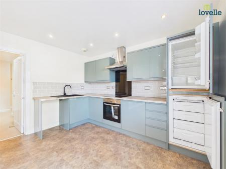 2 bedroom Flat to let in Olsen Rise, Lincoln