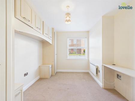 2 bedroom Flat to let in Olsen Rise, Lincoln