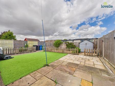 2 bedroom Bungalow to let in Phillips Court, Welton