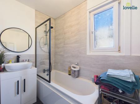 3 bedroom Terraced House for sale in Sincil Bank, Lincoln, LN5