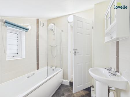 3 bedroom Terraced House for sale in Sherbrooke Street, Lincoln, LN2