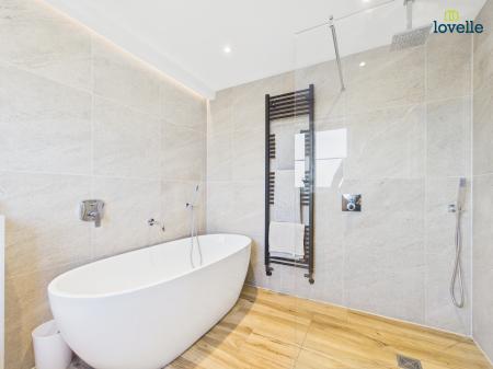 4 bedroom Detached house for sale in Crickets Drive, Nettleham, LN2